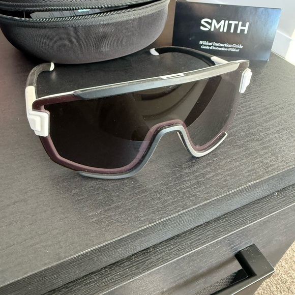 Smith Wildcat Sunglasses - Picture 1 of 12